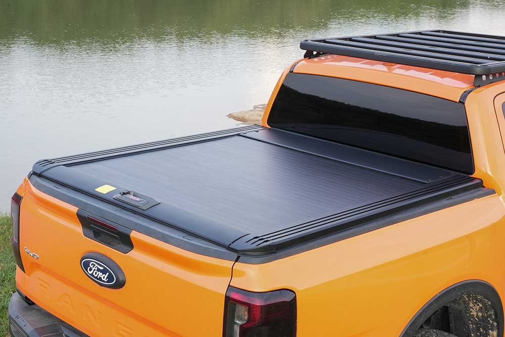 Products 3 Manual Retractable Tonneau Covers